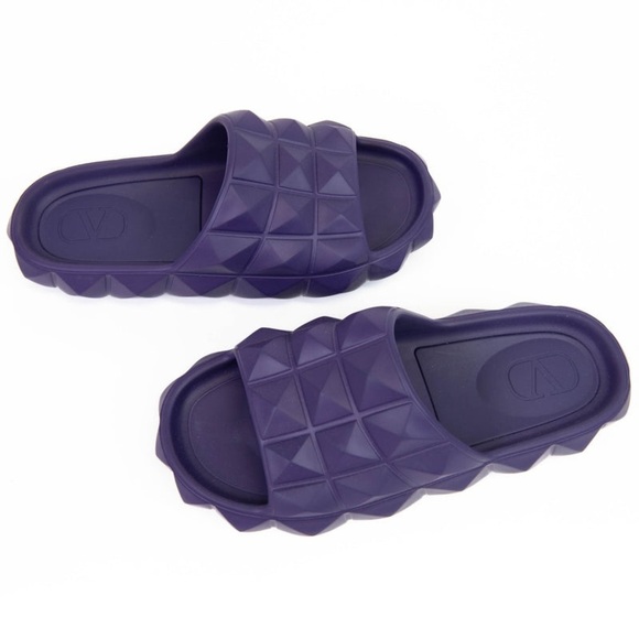 Valentino Garavani‎ Men\'s Maxi Stud Purple Pool Slides | PRELOVED ? main image 4